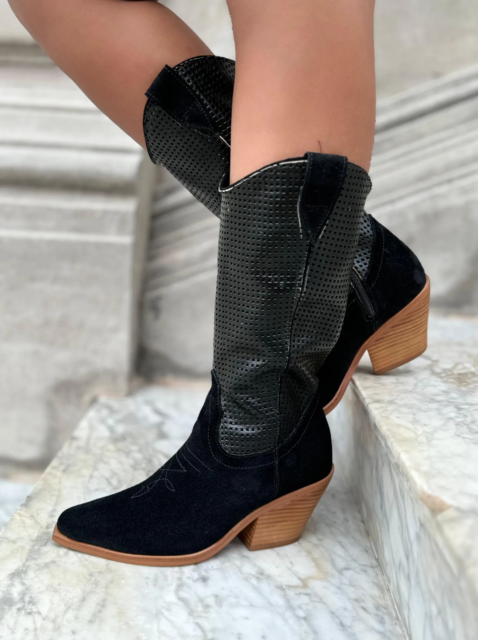 Botas